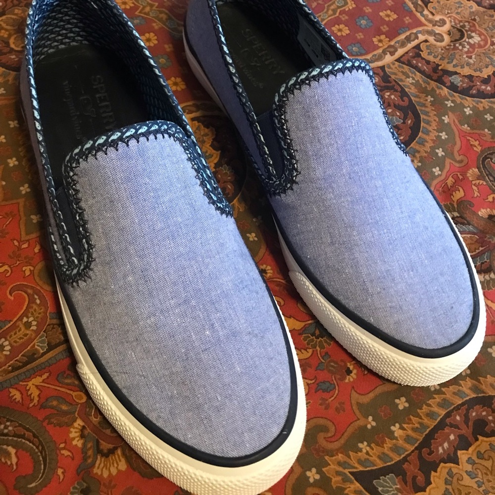 Sperry x Vineyard Vines Chambray Slip-On Sneaker